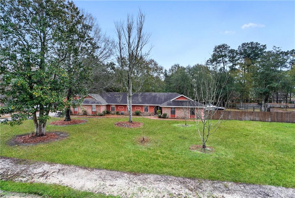 148 Rue Charlemagne Slidell, LA 70461 - Photo 1 of 24 Gallery Image 1