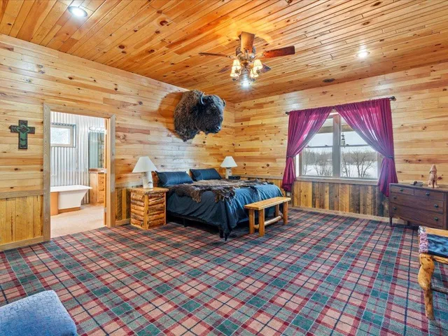 $1,325,000 | 37202 Scenic Highway, Bovey, MN 55709