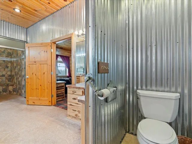 $1,325,000 | 37202 Scenic Highway, Bovey, MN 55709