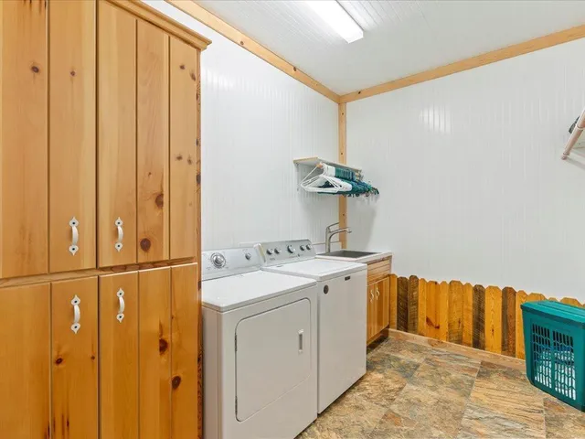 $1,325,000 | 37202 Scenic Highway, Bovey, MN 55709