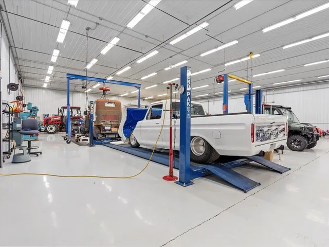 $1,325,000 | 37202 Scenic Highway, Bovey, MN 55709