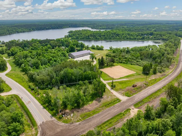 $1,325,000 | 37202 Scenic Highway, Bovey, MN 55709