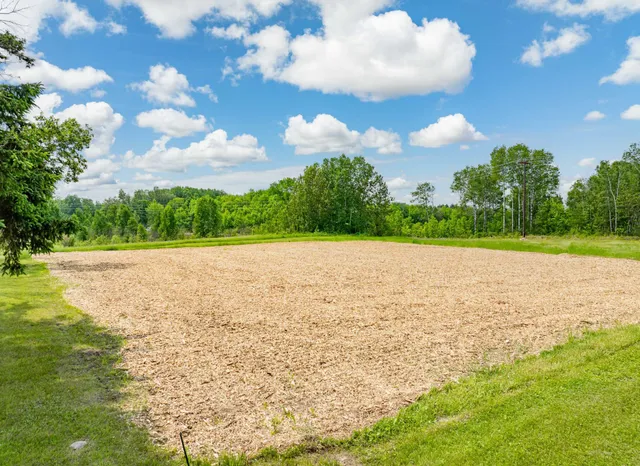 $1,325,000 | 37202 Scenic Highway, Bovey, MN 55709