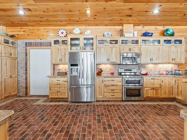 $1,325,000 | 37202 Scenic Highway, Bovey, MN 55709