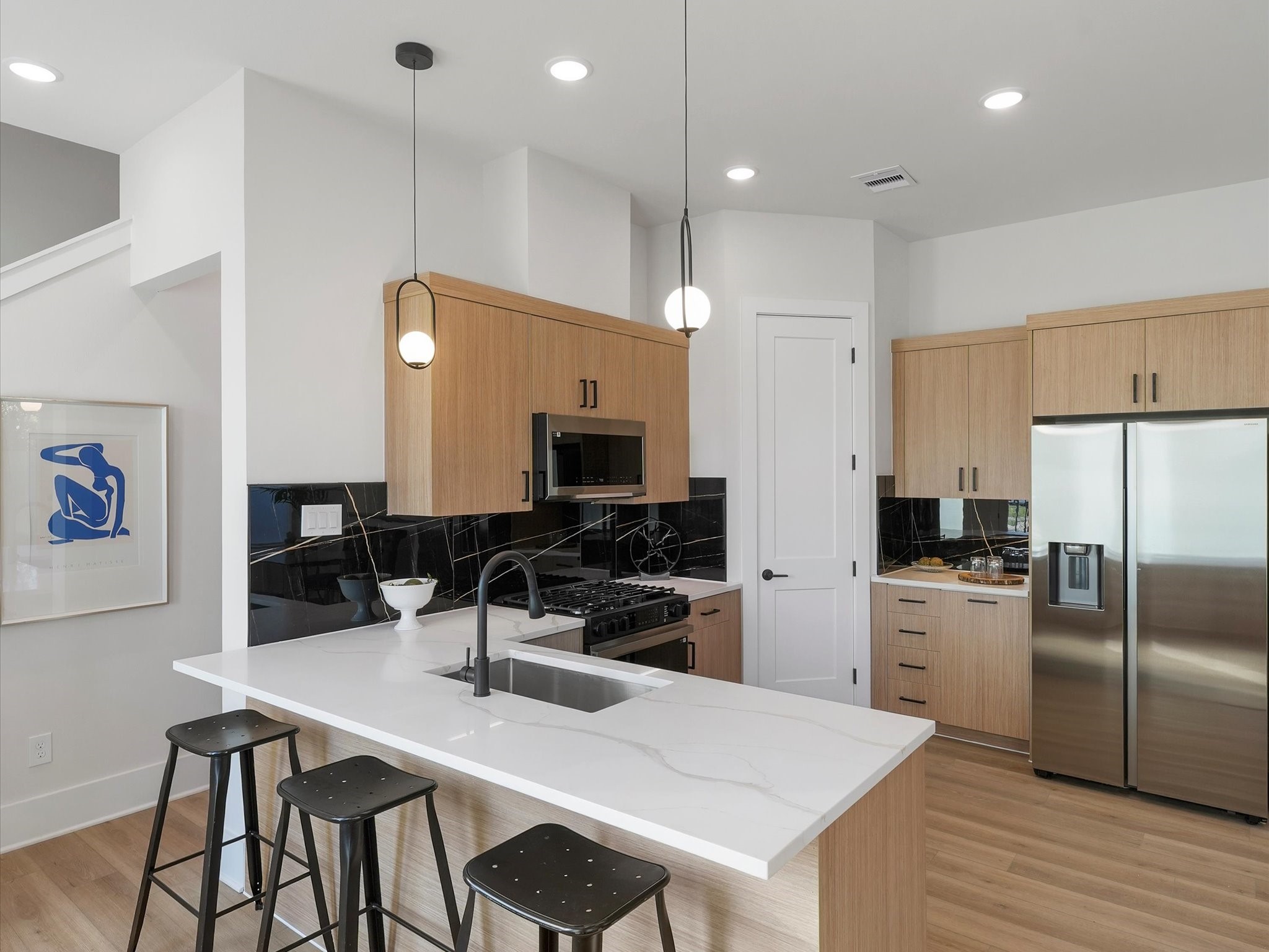 5310 Teodoro Lane Houston, TX 77091 - Photo 12 of 34