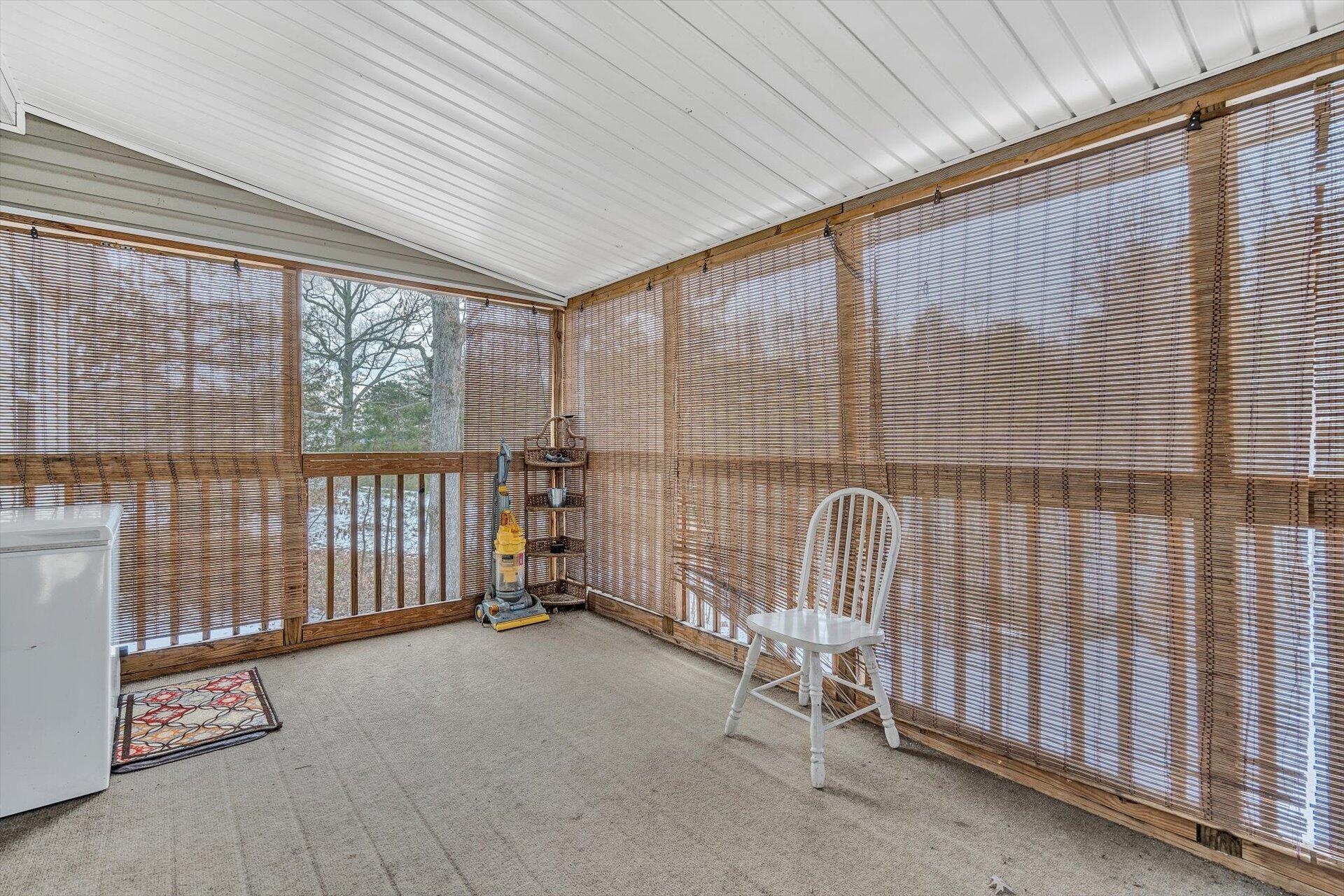 1570 Potters Road Vinton, VA 24179 - Photo 25 of 31 25-013120220050