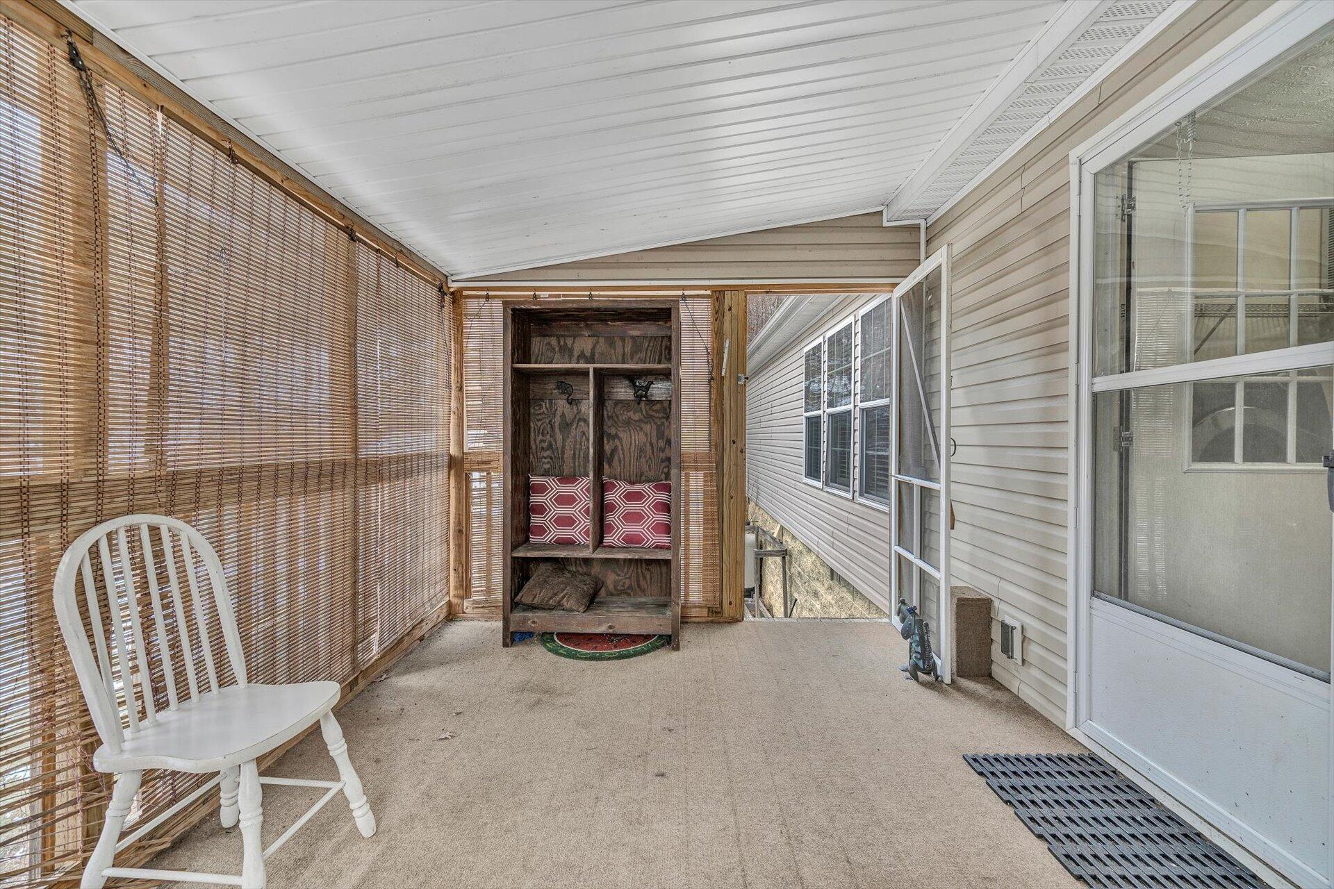 1570 Potters Road Vinton, VA 24179 - Photo 26 of 31 26-013120220051