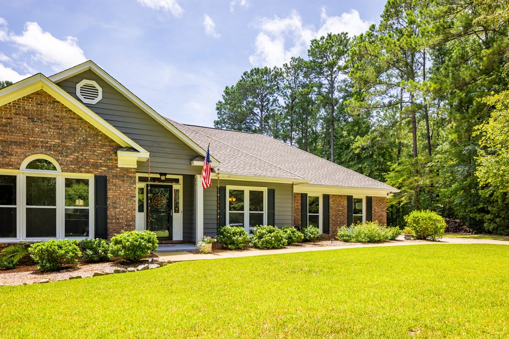 1925 West Bon Acre Road Cataula, GA 31804 - Photo 4 of 55 Gallery Image 4