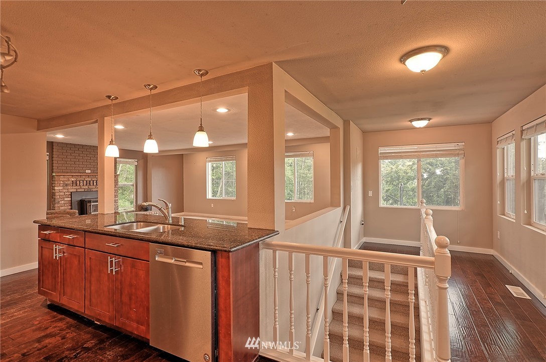 19810 Anderson Road Mount Vernon, WA 98274 - Photo 7 of 25 Gallery Image 7