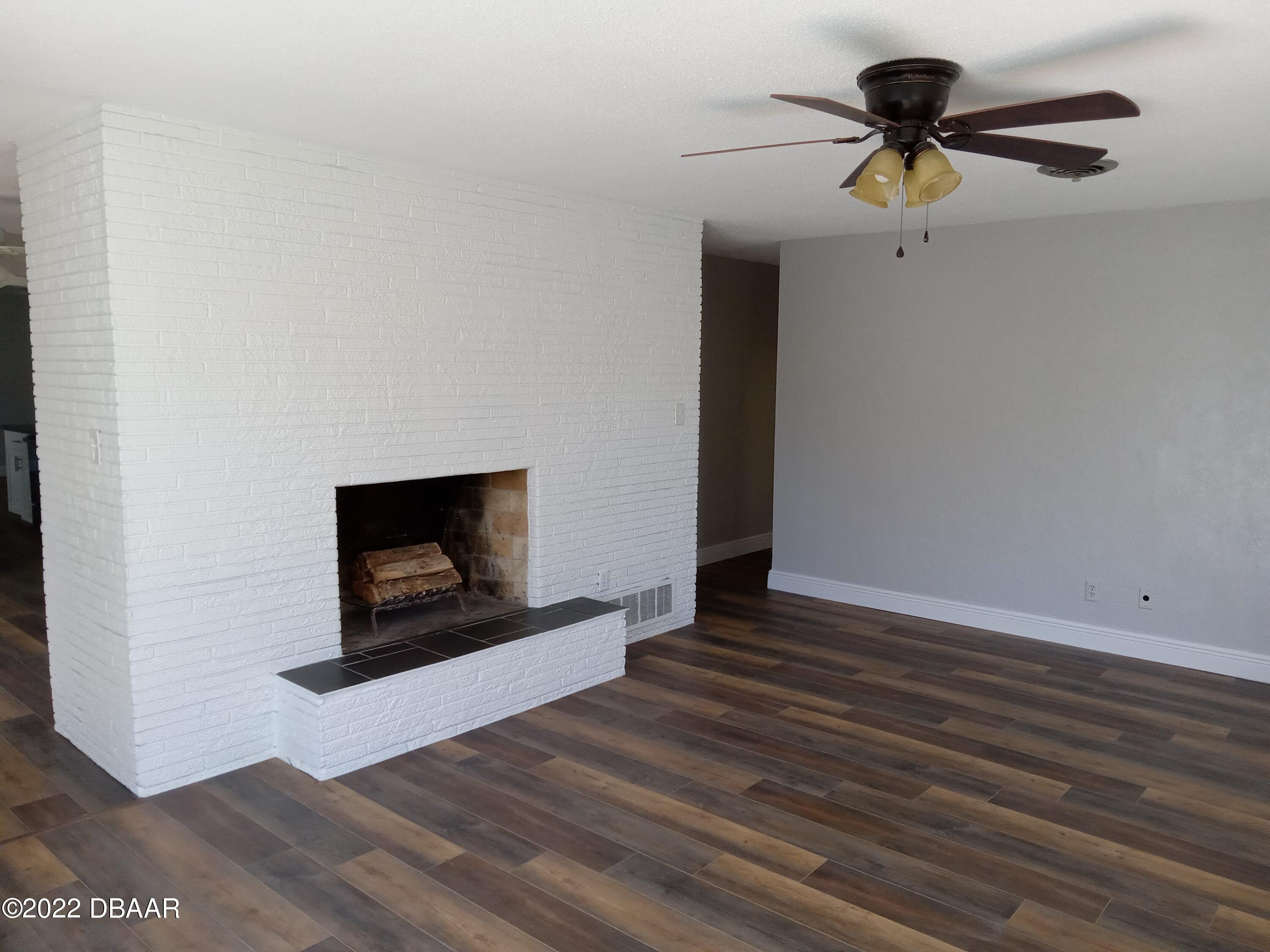 240 Ellicott Drive Ormond Beach, FL 32176 - Photo 2 of 14 20221031_141359
