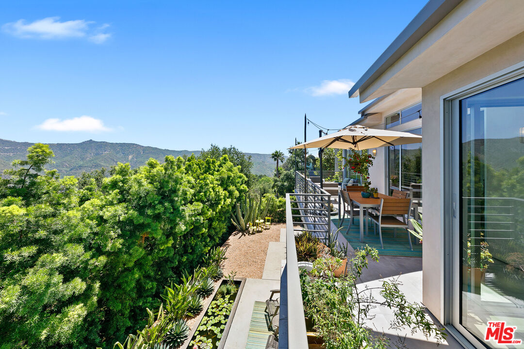 2028 Corral Canyon Road Malibu, CA 90265 - Photo 19 of 44