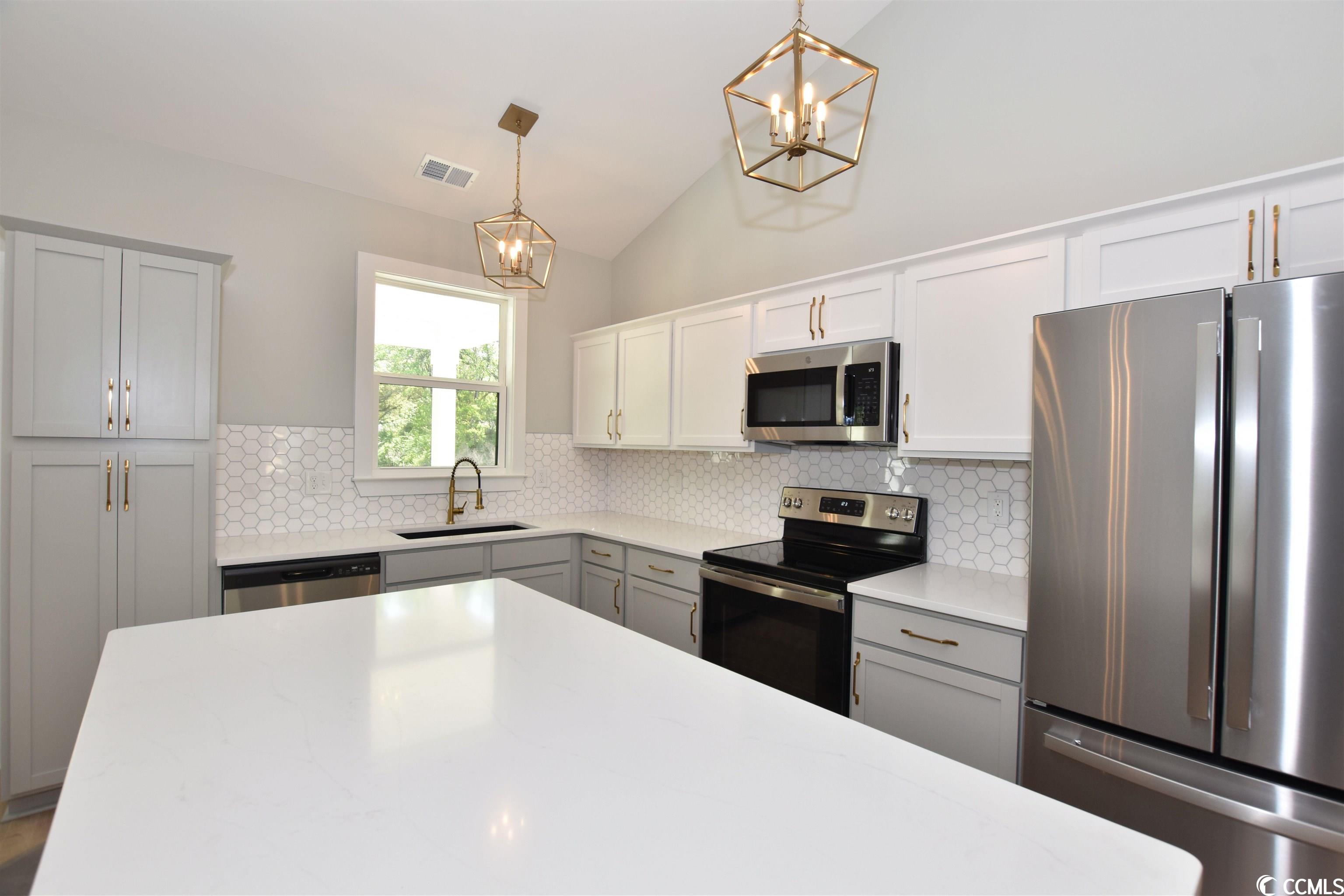 1007 Grimes Street Georgetown, SC 29440 - Photo 14 of 32