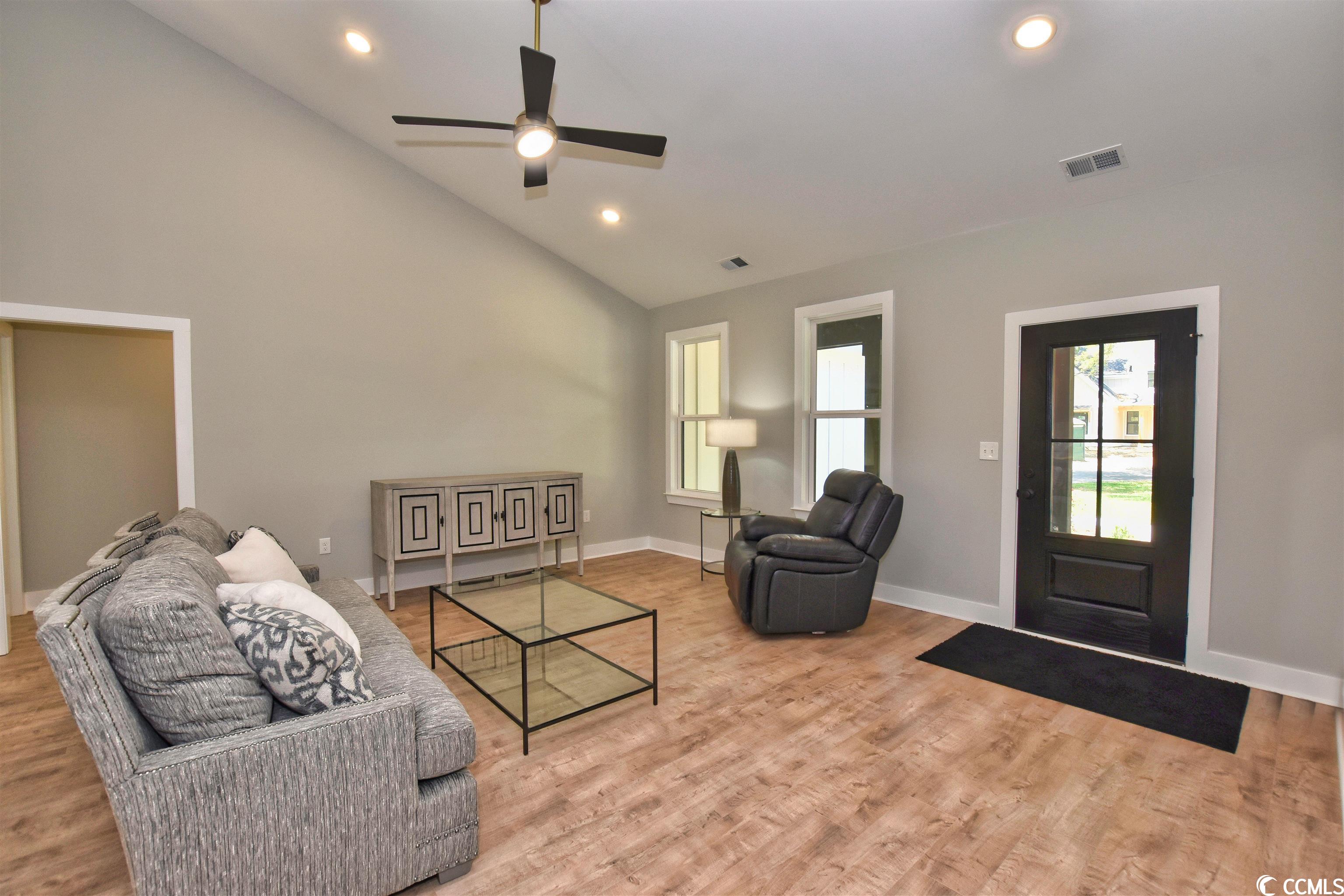 1007 Grimes Street Georgetown, SC 29440 - Photo 6 of 32