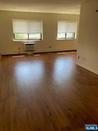 $1,750 | 127 East Columbia Avenue, Unit A3, Palisades Park, NJ 07650