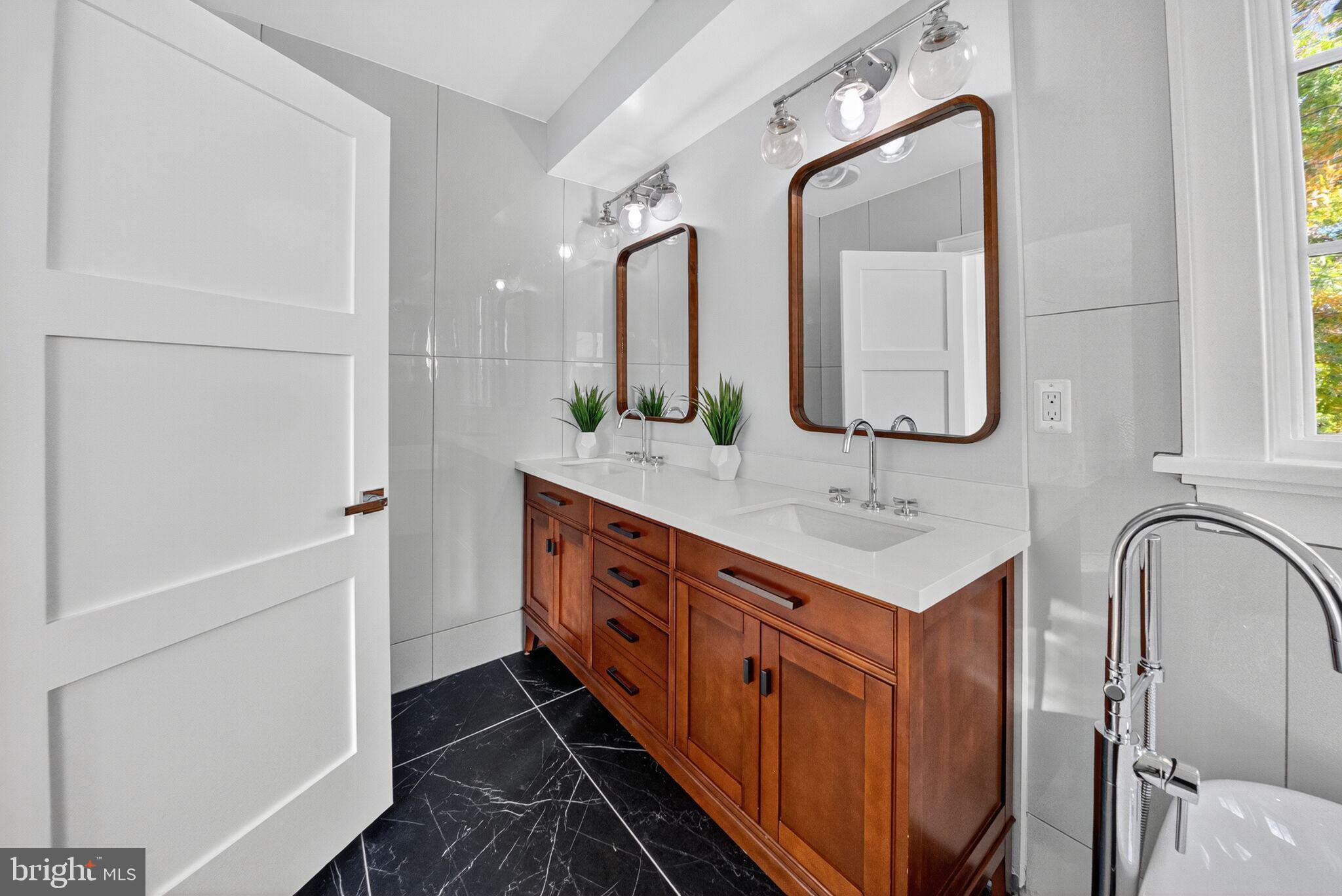 2017 Fulton Place Northeast Washington, DC 20018 - Photo 32 of 52 Primary Bath
