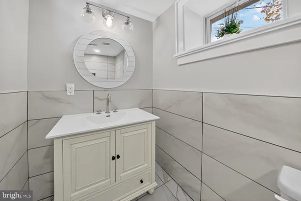 $1,595,000 | 2017 Fulton Place Northeast, Washington, DC 20018