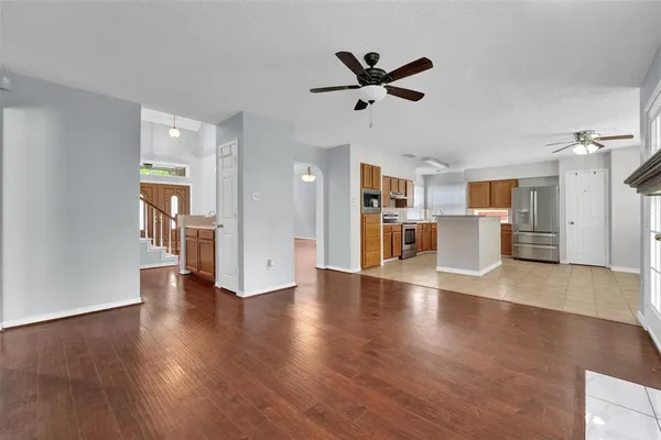 $2,300 | 340 Clayton Street, Grand Prairie, TX 75052