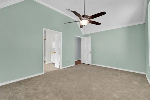 $2,300 | 340 Clayton Street, Grand Prairie, TX 75052