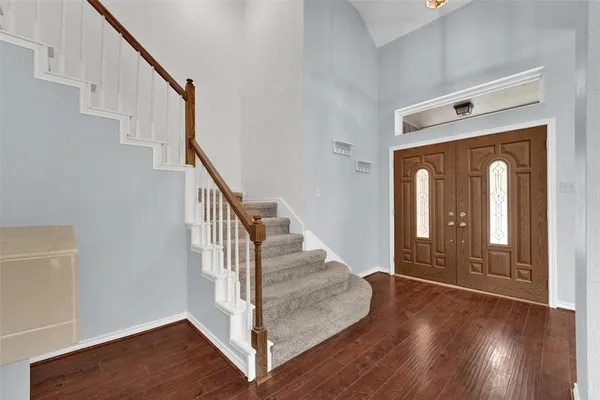 $2,300 | 340 Clayton Street, Grand Prairie, TX 75052
