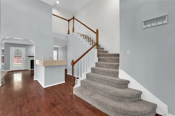 $2,300 | 340 Clayton Street, Grand Prairie, TX 75052