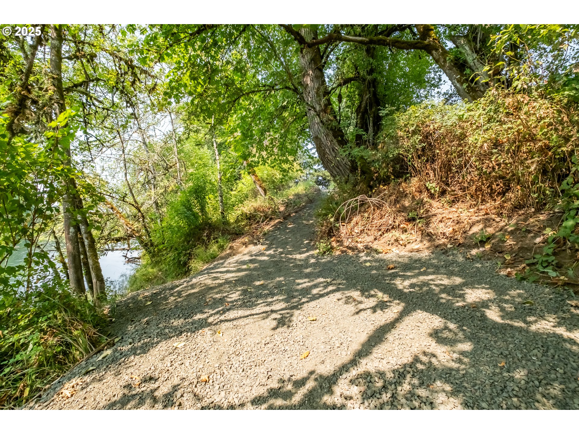 39229 Plagman Drive Lebanon, OR 97355 - Photo 35 of 41