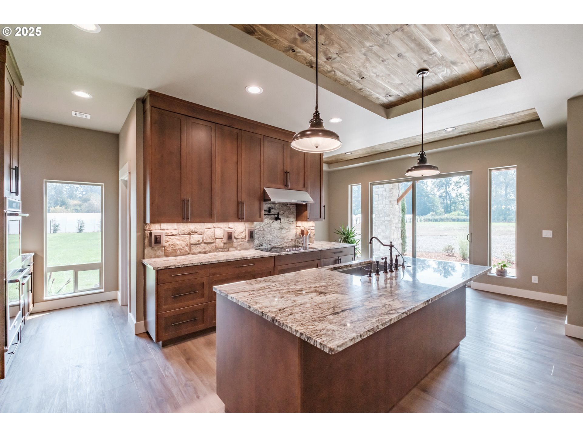 39229 Plagman Drive Lebanon, OR 97355 - Photo 7 of 41