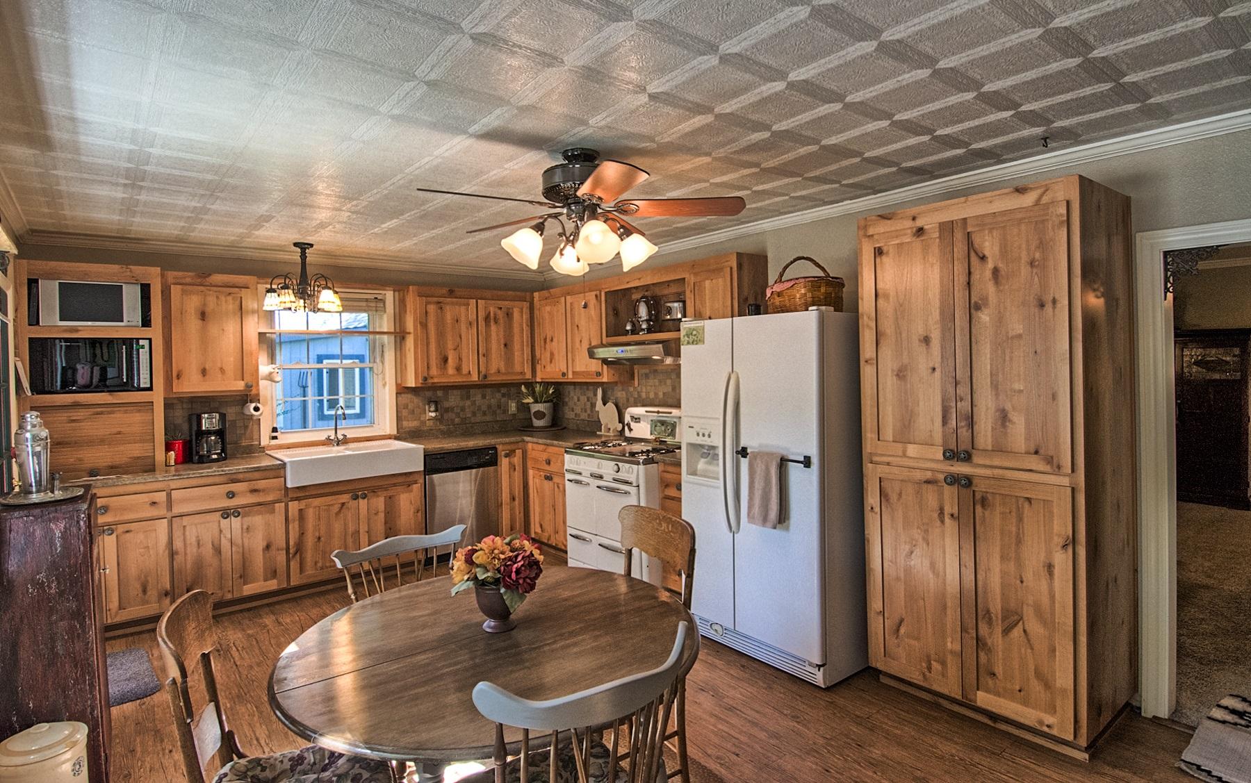 country kitchen