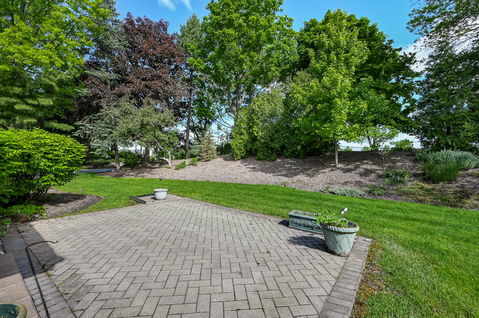 68 Berkshire Court Burr Ridge, IL 60527 - Photo 29 of 32