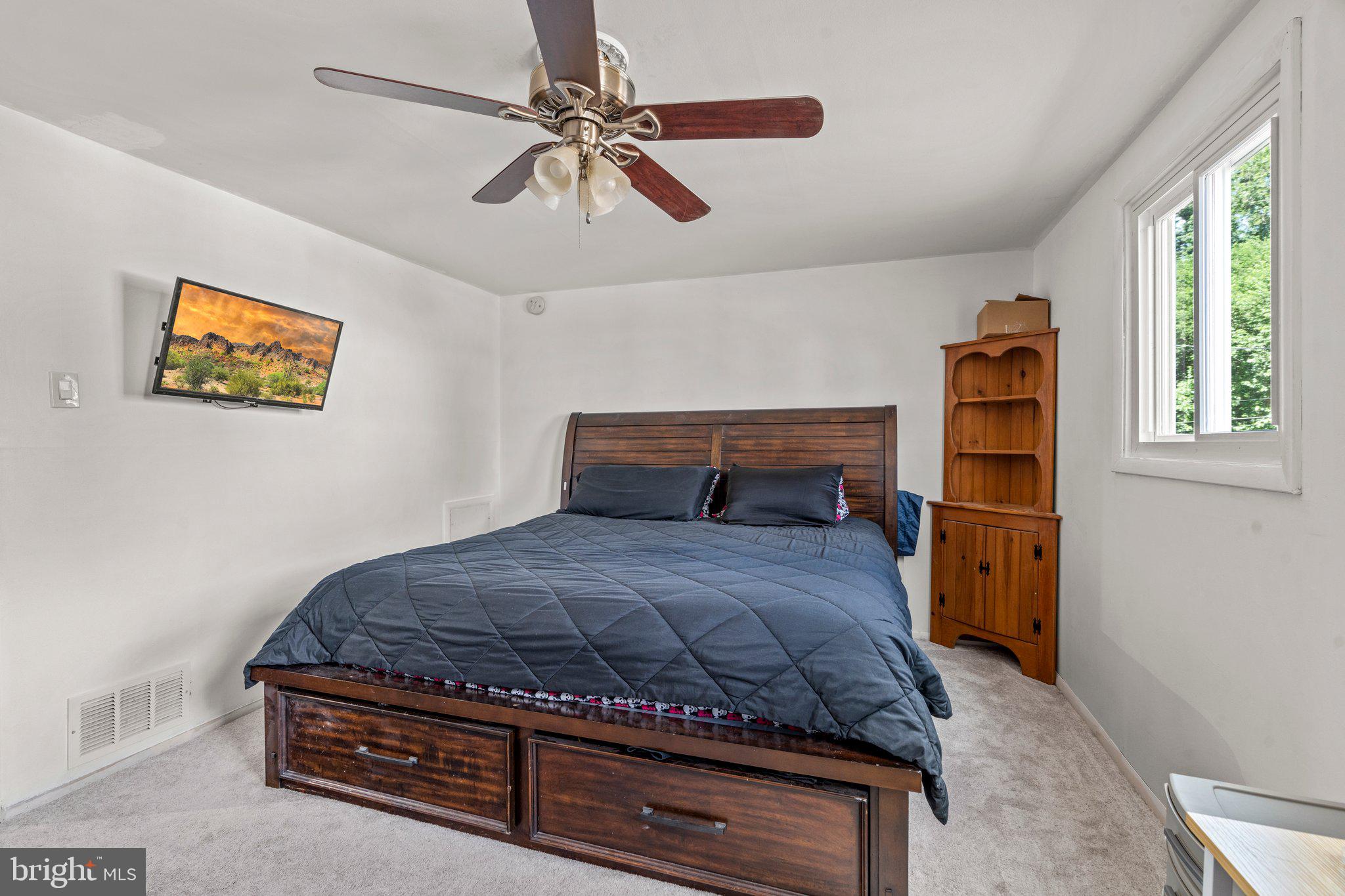 12138 Rambler Road Philadelphia, PA 19154 - Photo 17 of 25