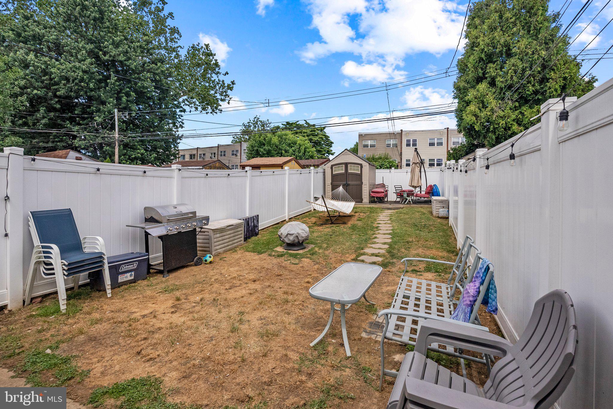 12138 Rambler Road Philadelphia, PA 19154 - Photo 23 of 25