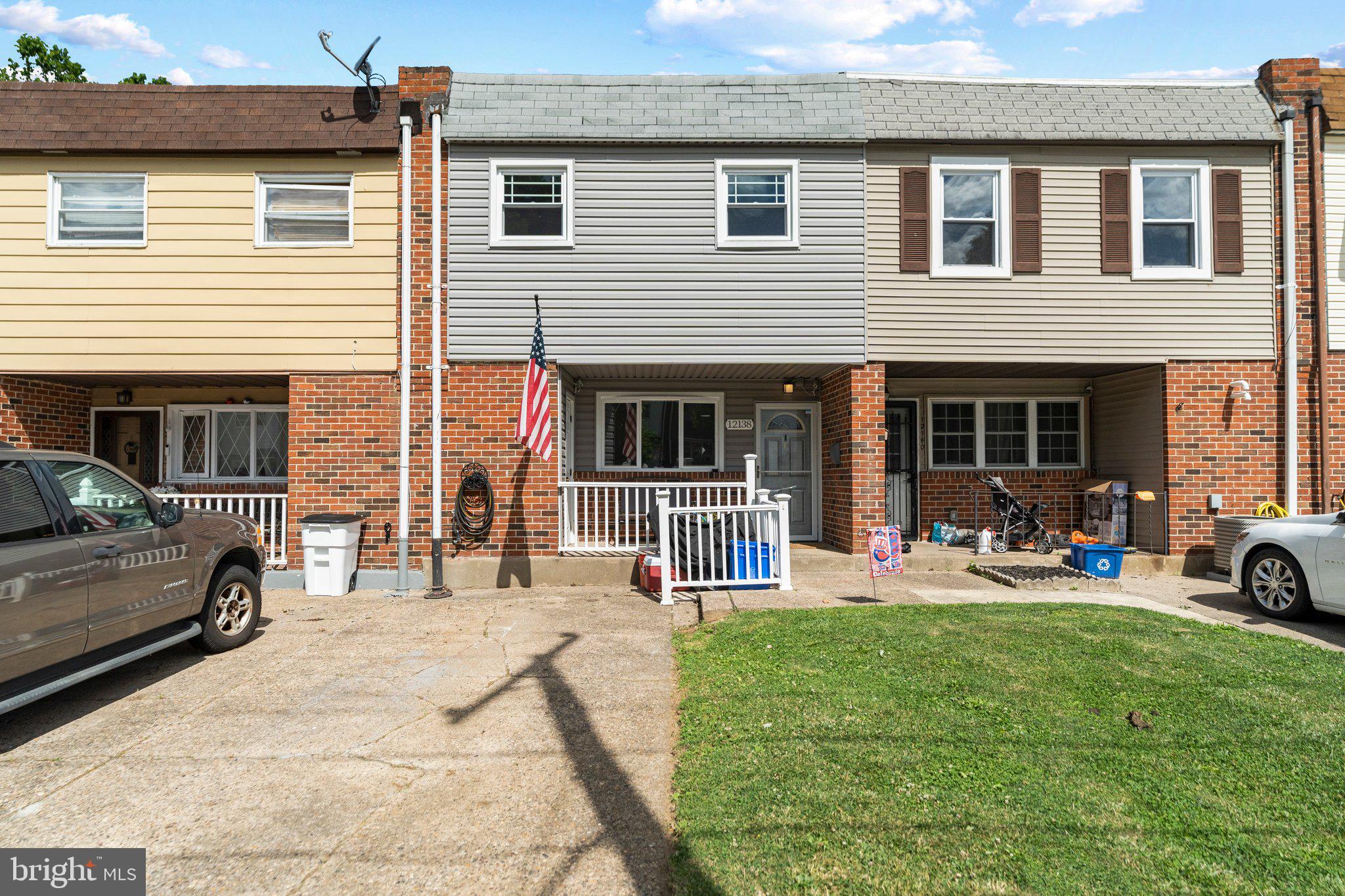12138 Rambler Road Philadelphia, PA 19154 - Photo 4 of 25