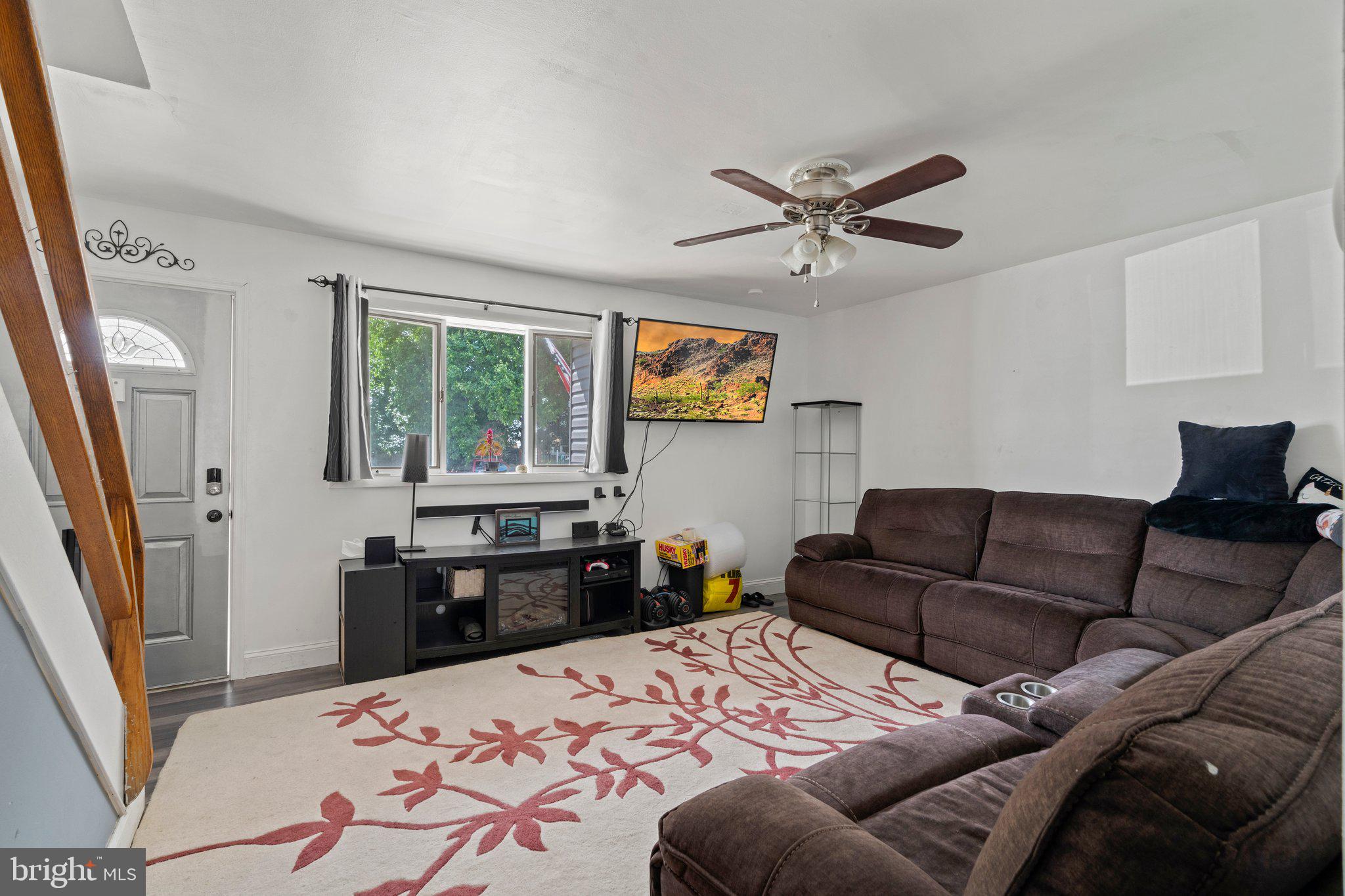 12138 Rambler Road Philadelphia, PA 19154 - Photo 8 of 25