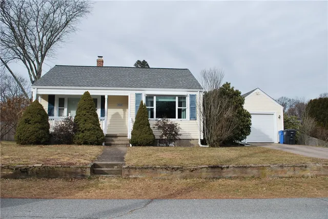 $2,950 | 161 Hadde Avenue, Cumberland, RI 02864