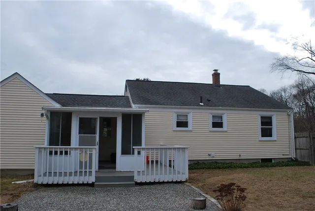 $2,950 | 161 Hadde Avenue, Cumberland, RI 02864