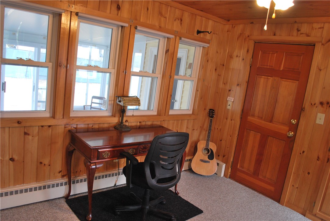 161 Hadde Avenue Cumberland, RI 02864 - Photo 6 of 20