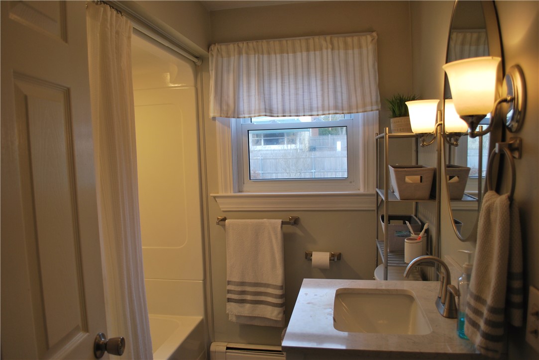 161 Hadde Avenue Cumberland, RI 02864 - Photo 9 of 20