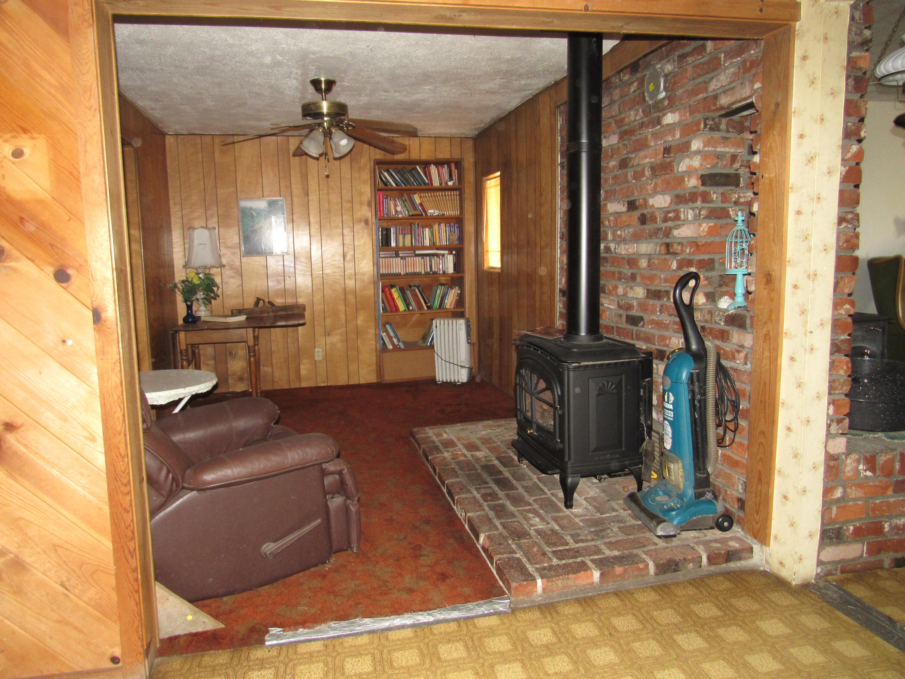 29833 Doak Road Chiloquin, OR 97624 - Photo 24 of 28 IMG_1630