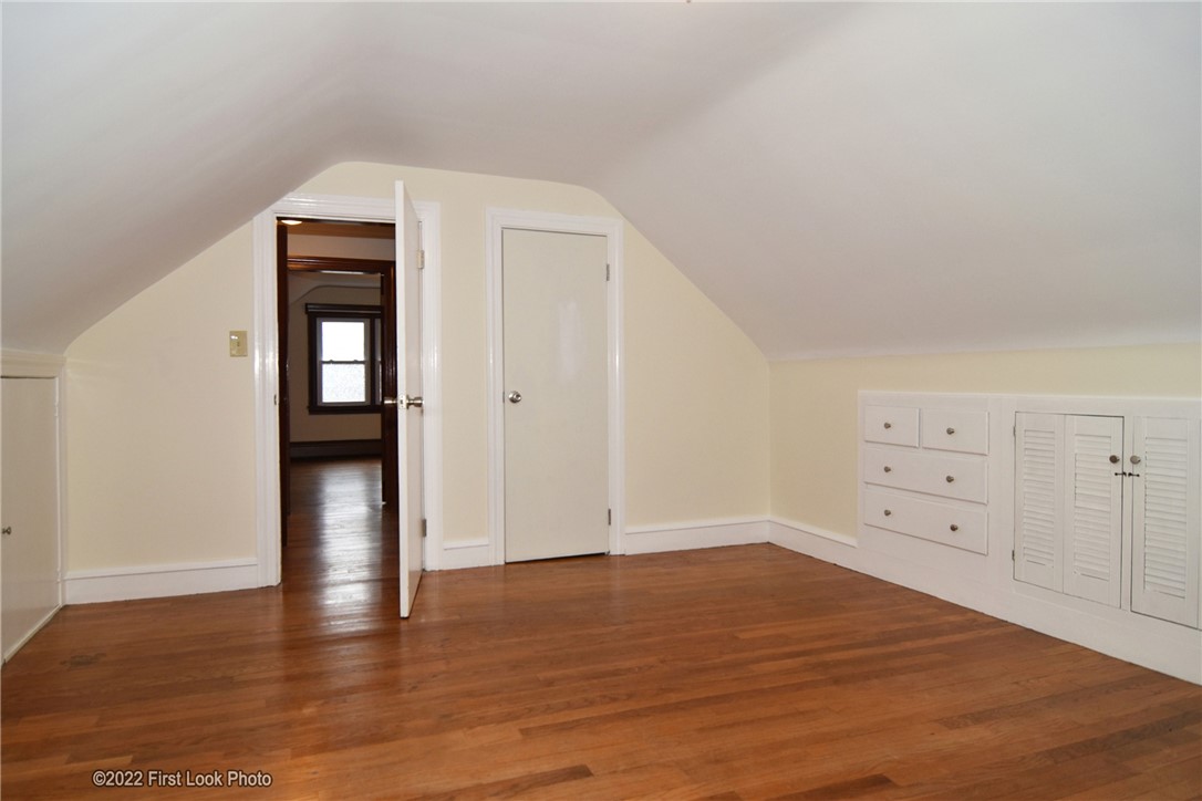988 Knotty Oak Road Coventry, RI 02816 - Photo 17 of 26 Gallery Image 17