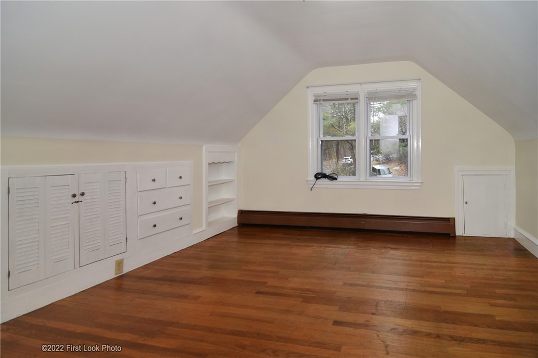 988 Knotty Oak Road Coventry, RI 02816 - Photo 19 of 26 Gallery Image 19