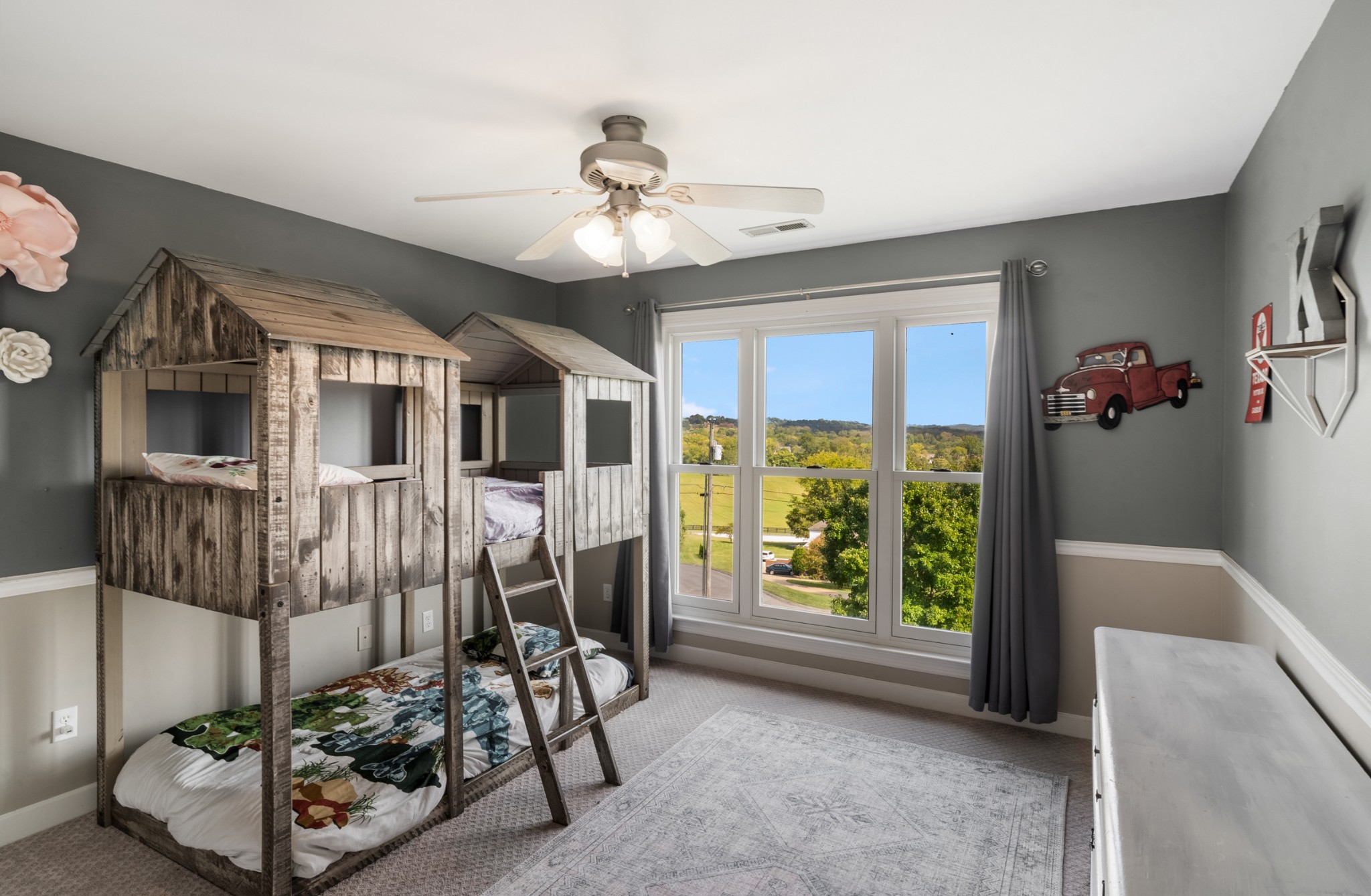 3029 Viewpointe Way Columbia, TN 38401 - Photo 17 of 29 a view of an entryway with wooden floor