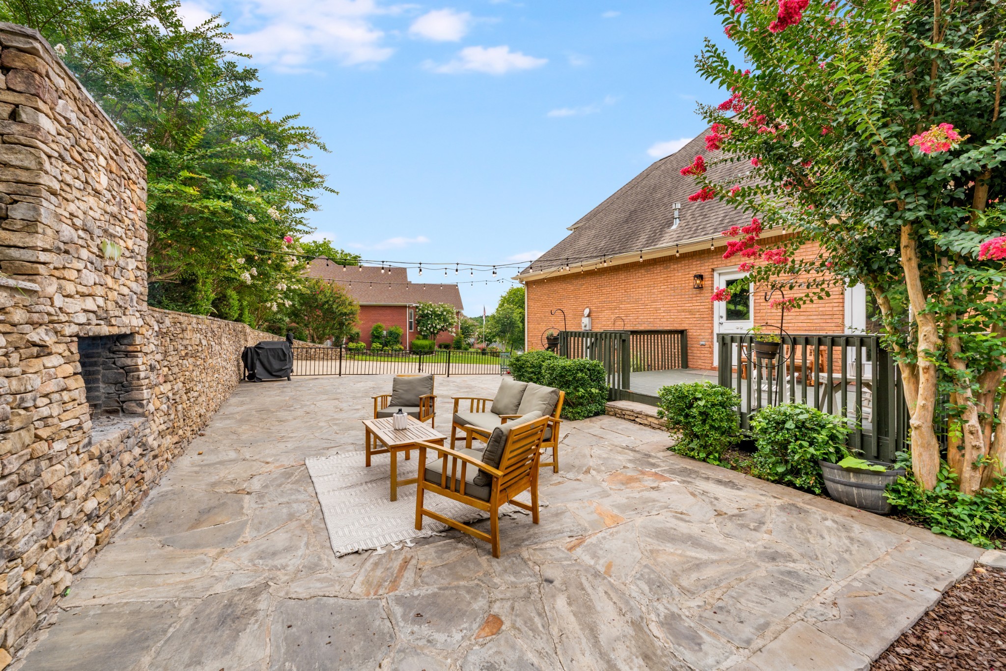 3029 Viewpointe Way Columbia, TN 38401 - Photo 25 of 29 a view of a backyard with sitting area