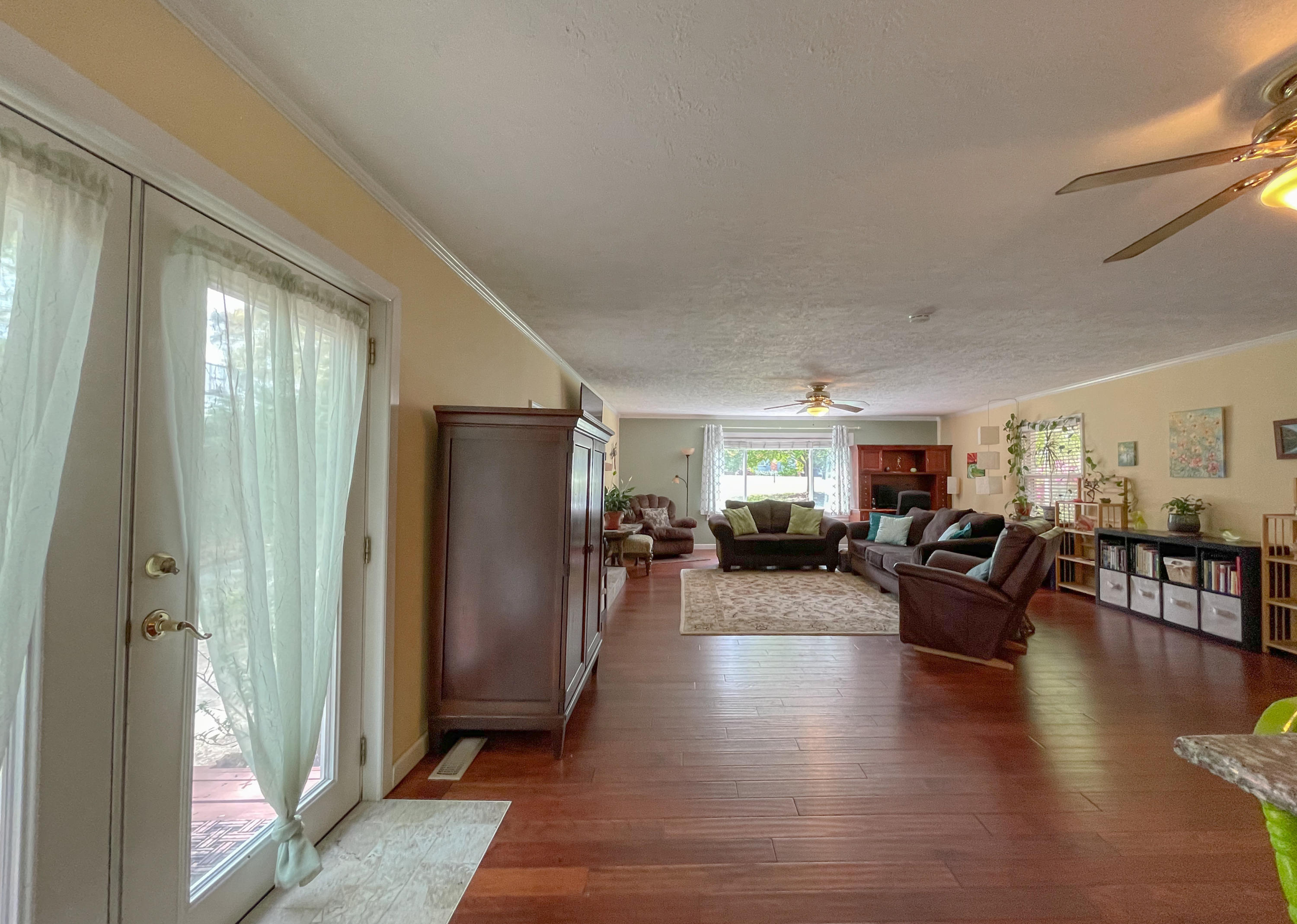 409 Brookforest Road Wilmington, NC 28409 - Photo 12 of 36 2021-04-11_14-32-17_769