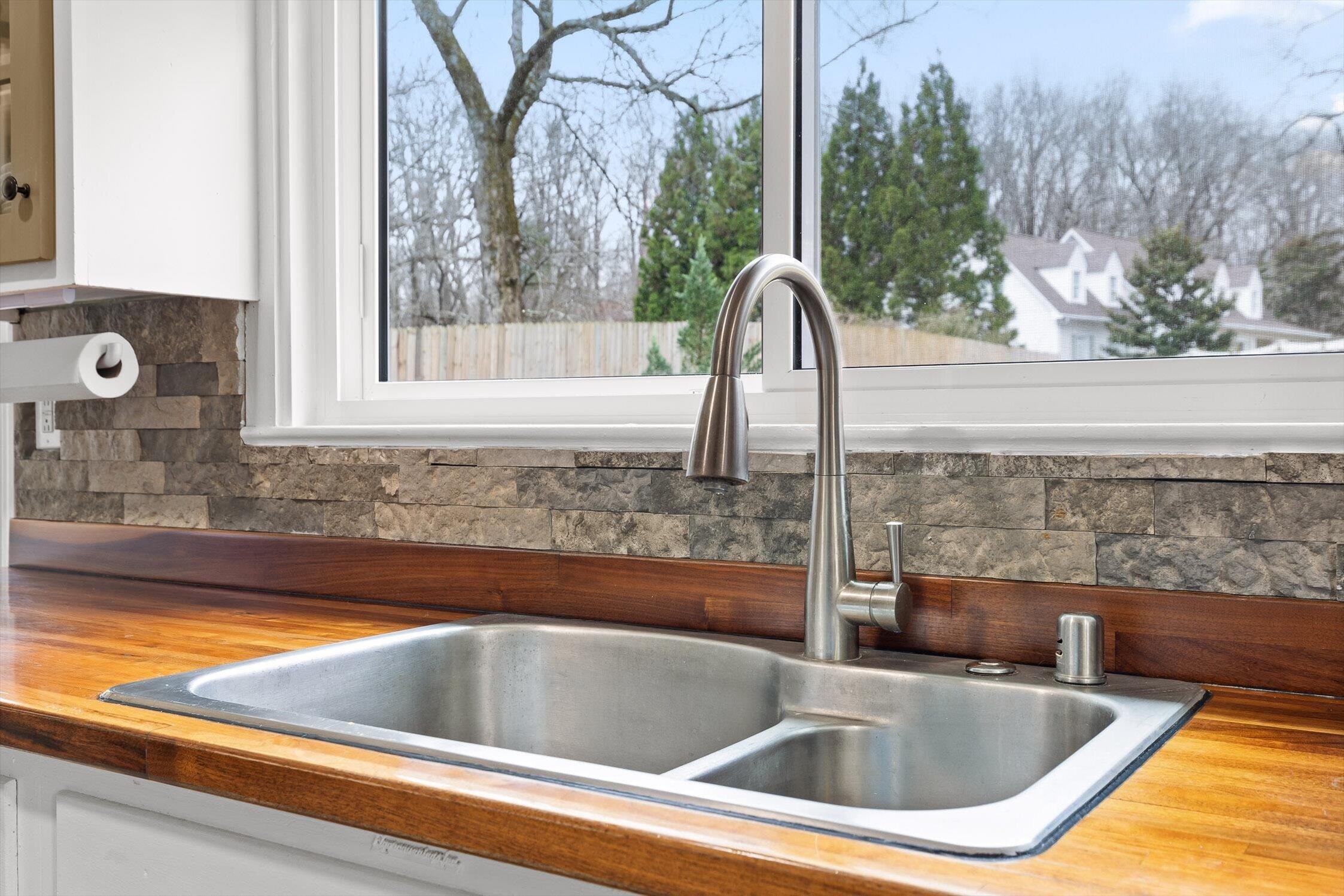 610 West Sunset Road Lookout Mountain, TN 37350 - Photo 19 of 55 610 W Sunset