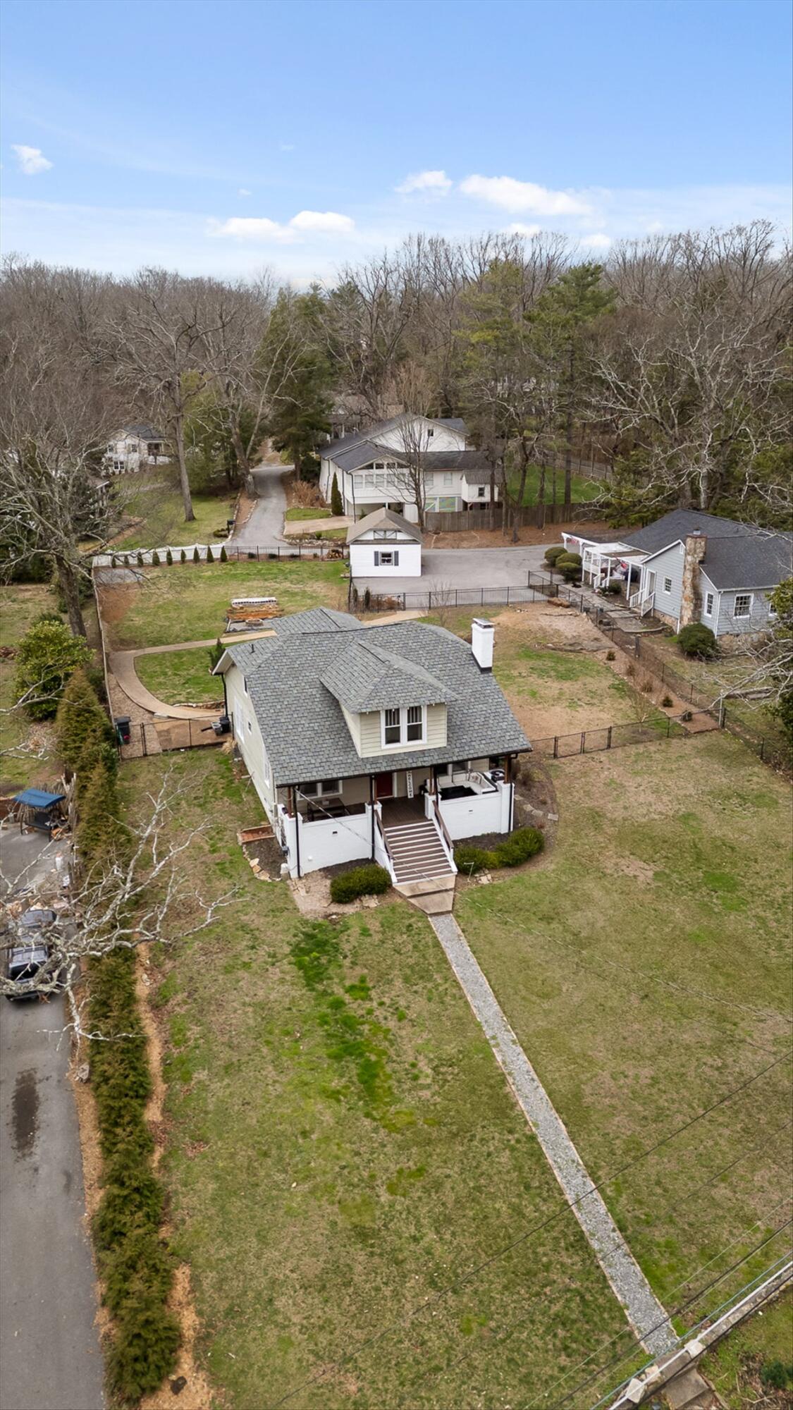 610 West Sunset Road Lookout Mountain, TN 37350 - Photo 5 of 55 610 W Sunset