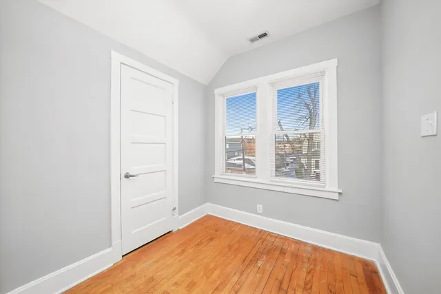 $1,700 | 2334 North 74th Avenue, Unit 2, Elmwood Park, IL 60707