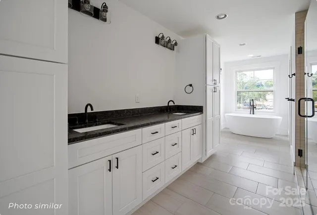 $1,300,000 | 184 Mavrick Drive, Mills River, NC 28759