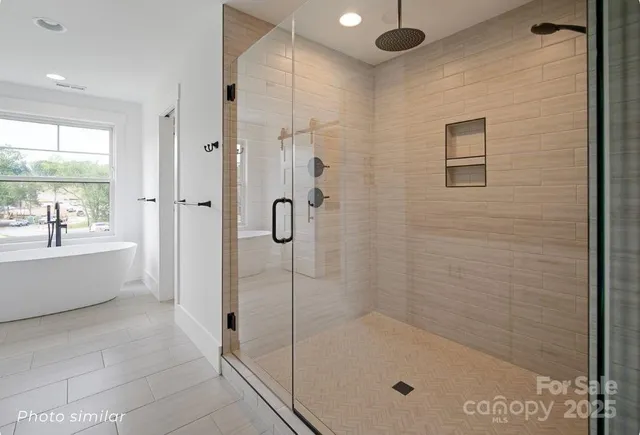 $1,300,000 | 184 Mavrick Drive, Mills River, NC 28759