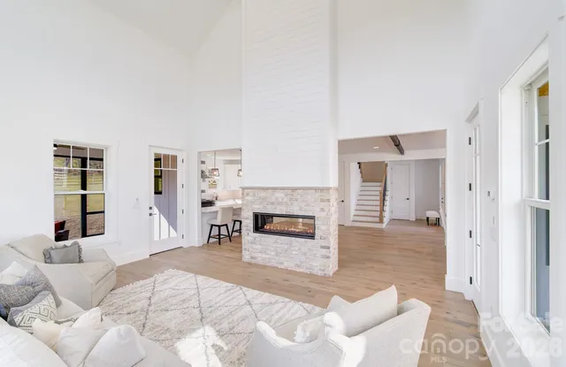 $1,250,000 | 184 Mavrick Drive, Mills River, NC 28759