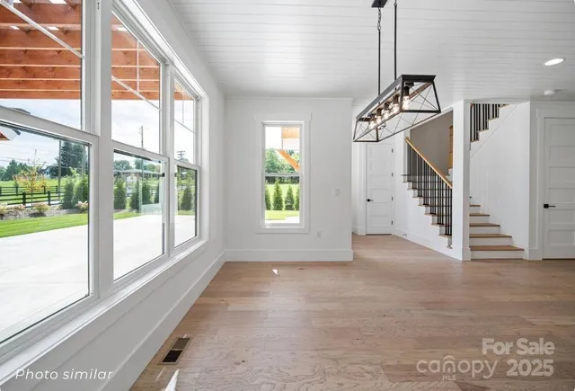 $1,300,000 | 184 Mavrick Drive, Mills River, NC 28759