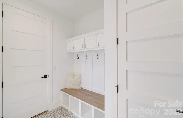 $1,250,000 | 184 Mavrick Drive, Mills River, NC 28759